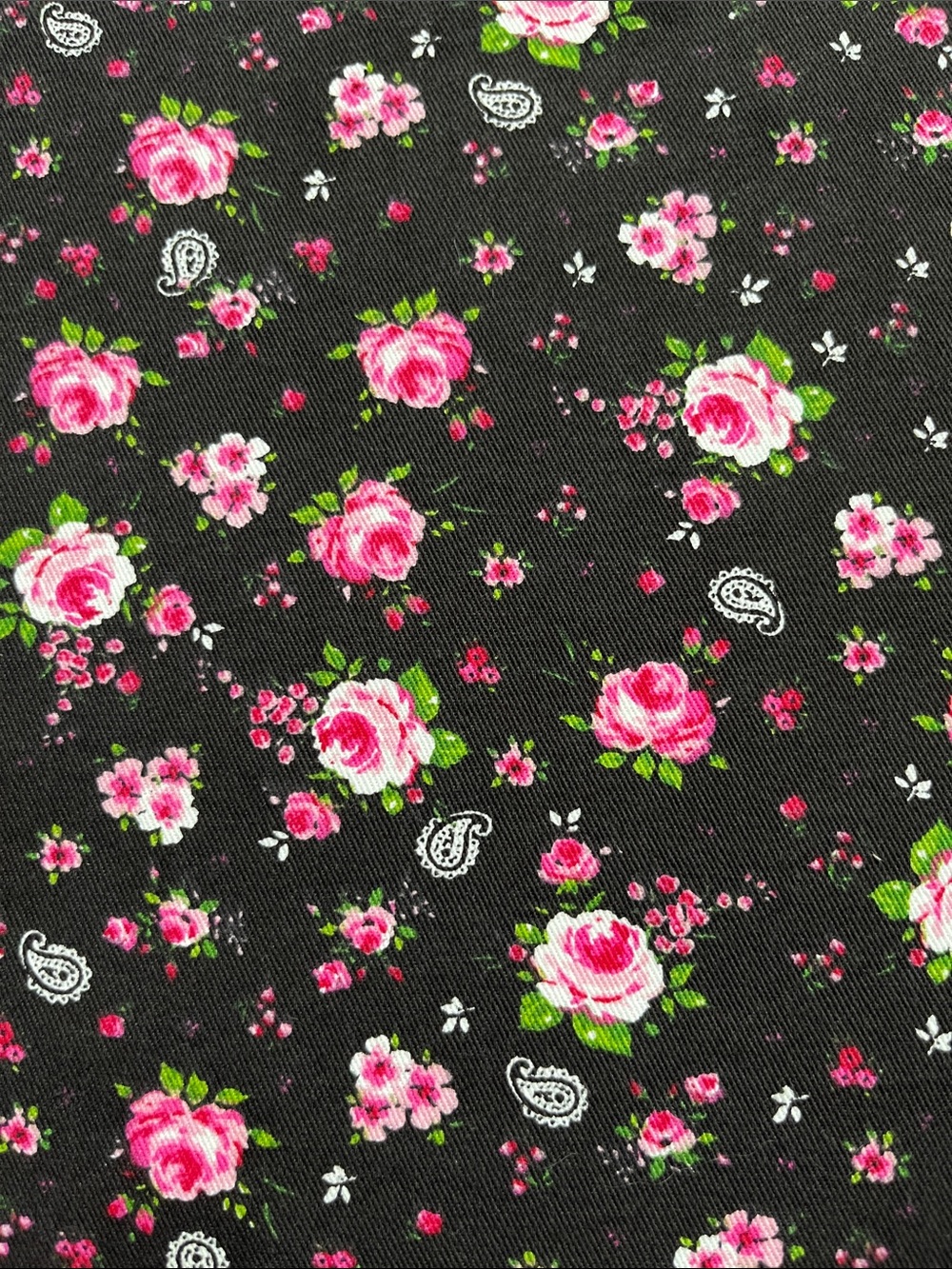 STOF France 57x62 Black with Pink Roses Table Linem